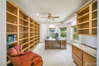 8151 E Seaview Drive, Port Orchard, WA 98366 - Photo 5