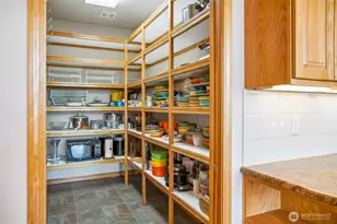 8151 E Seaview Dr, Port Orchard, WA 98366 - Photo 17