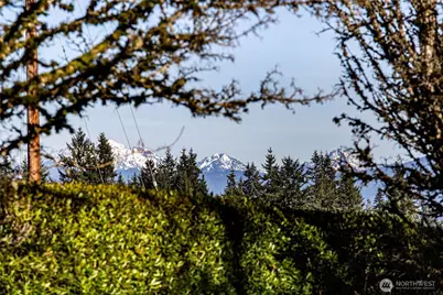 1716 Scenic Drive, Everett, WA 98203 - Photo 25