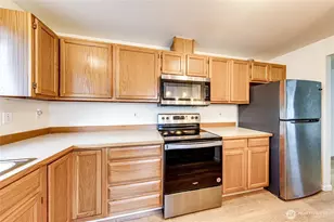 1716 Scenic Dr, Everett, WA 98203 - Photo 9