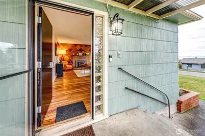 1922 W 7th Street, Port Angeles, WA 98363 - Photo 3