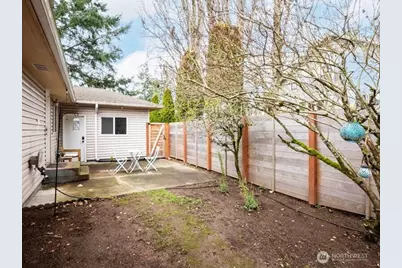 8706 13th Avenue NW, Seattle, WA 98117 - Photo 19