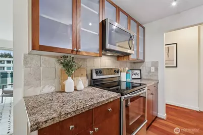 960 5th Avenue S #208, Edmonds, WA 98020 - Photo 7