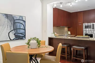 500 106th Avenue NE #505, Bellevue, WA 98004 - Photo 5