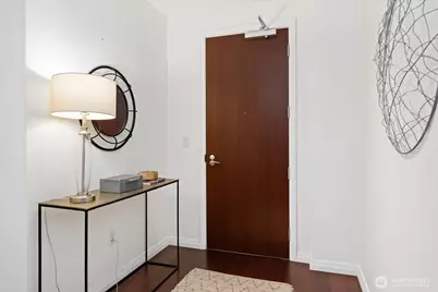 500 106th Avenue NE #505, Bellevue, WA 98004 - Photo 1