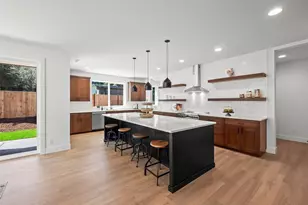 11608 194th Ave E, Bonney Lake, WA 98391 - Photo 3