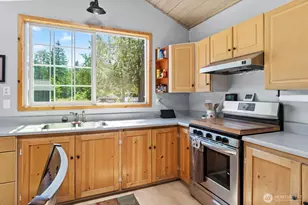 19002 Sorenson Rd SE, Yelm, WA 98597 - Photo 13