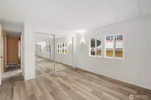 10515 Woodinville Dr, Bothell, WA 98011 - Photo 21