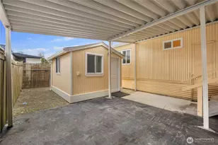 10515 Woodinville Dr, Bothell, WA 98011 - Photo 27