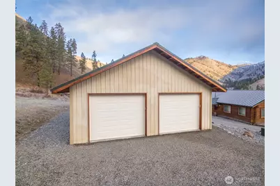 244 Howling Moon Lane, Chelan, WA 98816 - Photo 23
