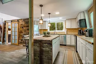 14001 Welcome Rd, Glacier, WA 98244 - Photo 11