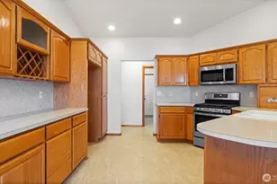 1869 SE Larch Ave, College Place, WA 99324 - Photo 9