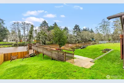350 Dolphin Avenue NE, Ocean Shores, WA 98569 - Photo 9