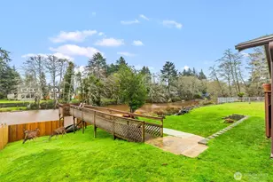 350 Dolphin Ave NE, Ocean Shores, WA 98569 - Photo 9