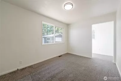 18414 Baldwin Road, Bothell, WA 98012 - Photo 31