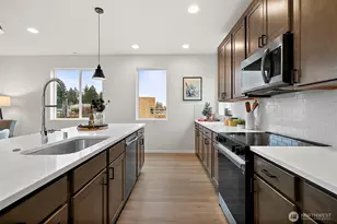 18523 SE 271st Ct, Covington, WA 98042 - Photo 9