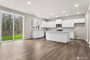 2446 Trailside Dr NE, Olympia, WA 98506 - Photo 3