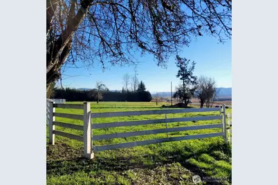 14626 Roosevelt Road, Snohomish, WA 98290 - Photo 13