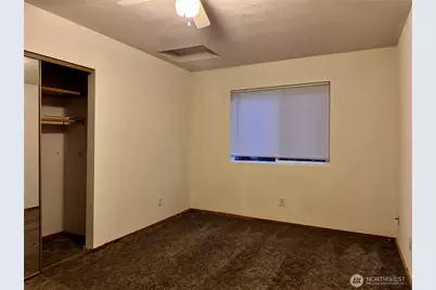 2214 Eastend NW, Olympia, WA 98502 - Photo 19