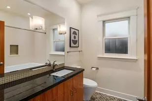 1807 11th Ave W, Seattle, WA 98119 - Photo 15