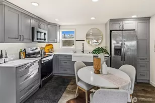 5700 241st St SW, Mountlake Terrace, WA 98043 - Photo 9