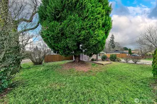 5700 241st St SW, Mountlake Terrace, WA 98043 - Photo 13