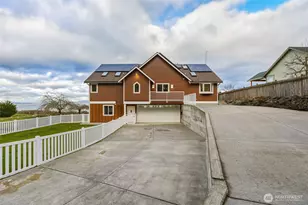 1288 Talagwa Ln, Camano Island, WA 98282 - Photo 7