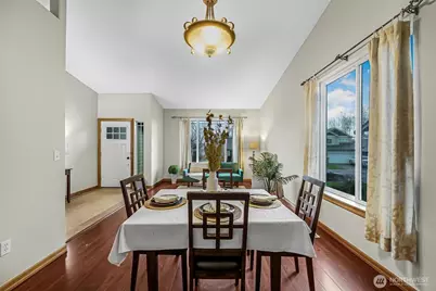 21012 Springhaven Way E, Bonney Lake, WA 98391 - Photo 9