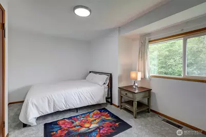 7820 NE 195th Street, Kenmore, WA 98028 - Photo 17