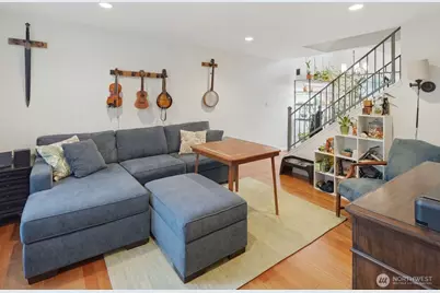 7431 212th Street SW #16, Edmonds, WA 98026 - Photo 3