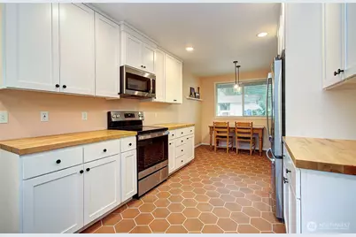 1301 NW 40th Street, Vancouver, WA 98660 - Photo 9