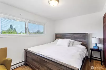 6204 224 Street SW, Mountlake Terrace, WA 98043 - Photo 11