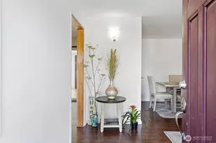 6204 224th St SW, Mountlake Terrace, WA 98043 - Photo 3