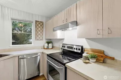 5300 Harbour Pointe Boulevard #310A, Mukilteo, WA 98275 - Photo 7