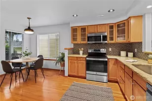 7552 NE 203rd St, Kenmore, WA 98028 - Photo 5