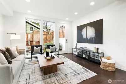 258 E Roanoke Street, Seattle, WA 98102 - Photo 5