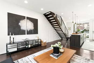 258 E Roanoke Street, Seattle, WA 98102 - Photo 7