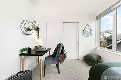 258 E Roanoke Street, Seattle, WA 98102 - Photo 15