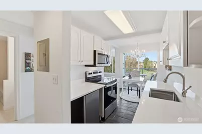 1800 43rd Avenue E #401, Seattle, WA 98112 - Photo 15