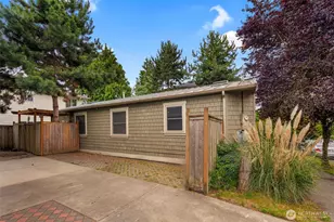 1717 E Spruce St, Seattle, WA 98122 - Photo 21