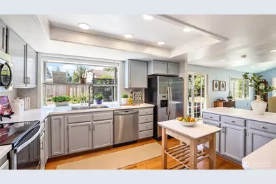 13735 SE 172nd Street, Renton, WA 98058 - Photo 9