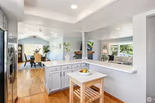 13735 SE 172nd St, Renton, WA 98058 - Photo 7