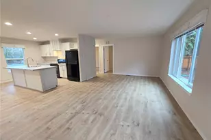 22 Willow Ln, Port Angeles, WA 98362 - Photo 5