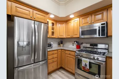 320 E 32nd Street #105, Tacoma, WA 98404 - Photo 5