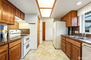 713 W Fir St, Sequim, WA 98382 - Photo 11