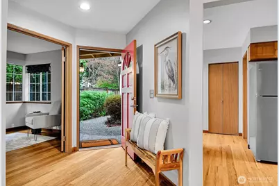 20310 Hollyhills Drive NE, Bothell, WA 98011 - Photo 9