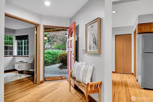 20310 Hollyhills Dr NE, Bothell, WA 98011 - Photo 9