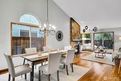 20310 Hollyhills Drive NE, Bothell, WA 98011 - Photo 5