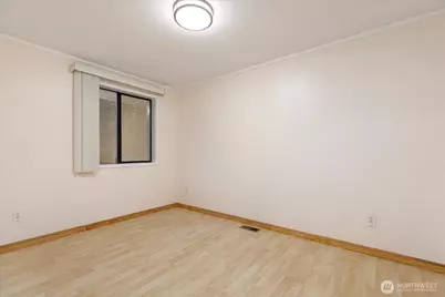 2295 Wellman Place, Oak Harbor, WA 98277 - Photo 21