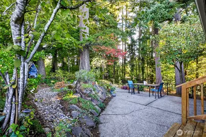 24007 44th Avenue W, Mountlake Terrace, WA 98043 - Photo 7